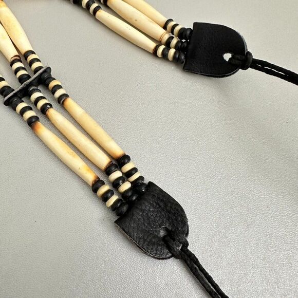 Handmade Traditional Hairpipe Tribal Native American Choker Bead Necklace - Picture 4 of 4